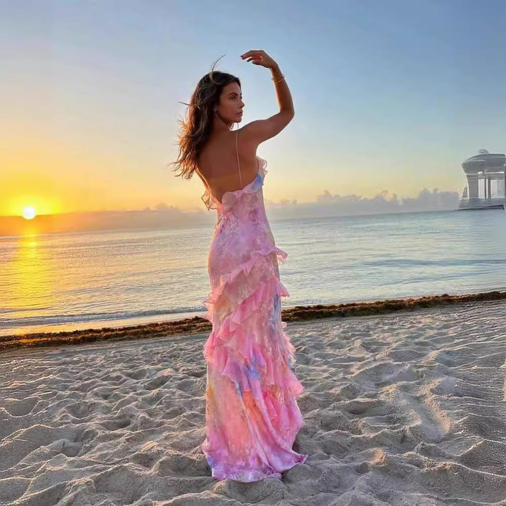 Verspieltes Damen-Strandkleid mit Rüschen und Spaghettiträgern für Sommer & Urlaub