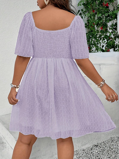 Plus-Size Sommerkleid – Elegantes Kleid mit Schweizer Punkten & Spitzenbesatz