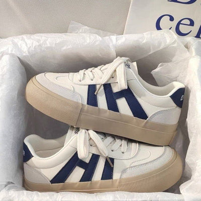 Juliet – Retro Damensportschuhe mit dicker Sohle