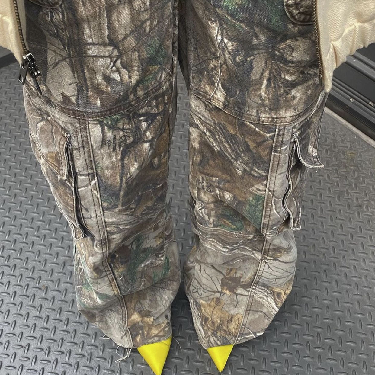 Grace – Lässige Camouflage-Cargohose für Damen