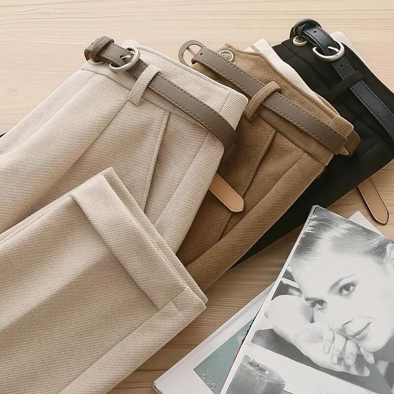 Laura – Figurformende Damenhose mit hohem Bund