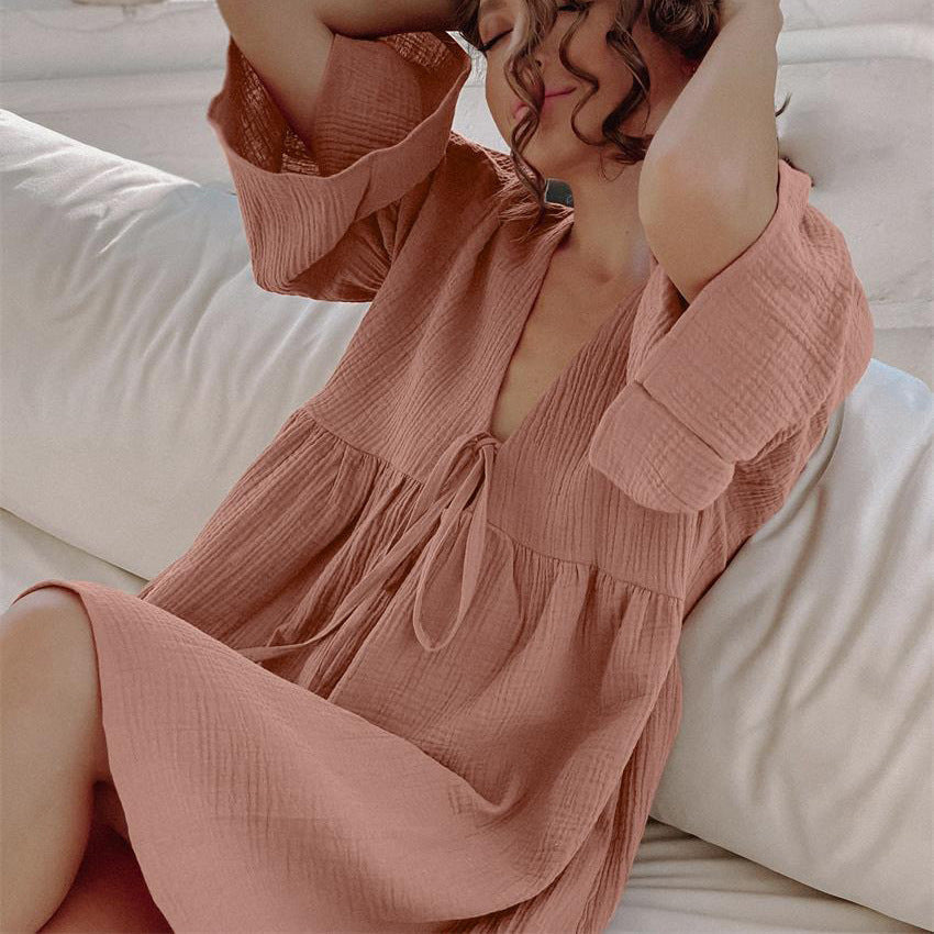 Flieder - Fließendes Kleid mit Glockenärmeln und verstellbaren Trägern