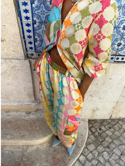 Natalie – Rundes Graffiti-Trendy Langarmshirt für Damen