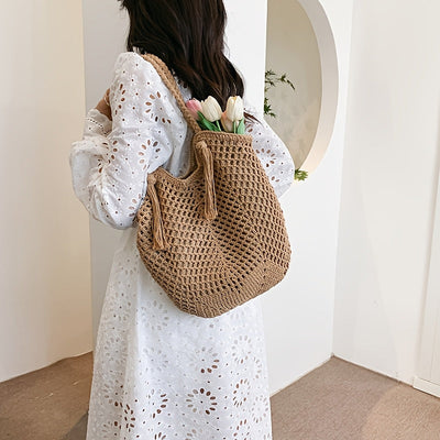 Handgefertigte Häkel-Tasche – Große Boho-Strandtasche mit Quaste