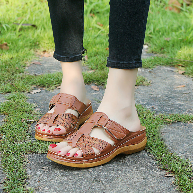 Clara - Burgundfarbene Komfortsandalen mit ergonomischem Design und weicher Innensohle