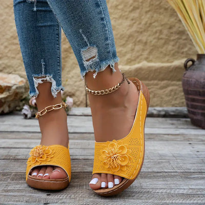 Pantolette Weiß Elegante Sandalen mit Blumen-Detail, Bequem & Leicht