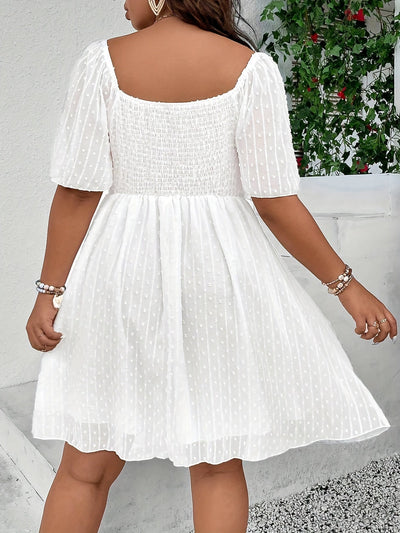 Plus-Size Sommerkleid – Elegantes Kleid mit Schweizer Punkten & Spitzenbesatz