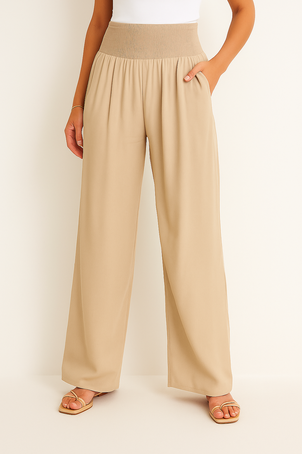 Weite Hose mit elastischem Bund
