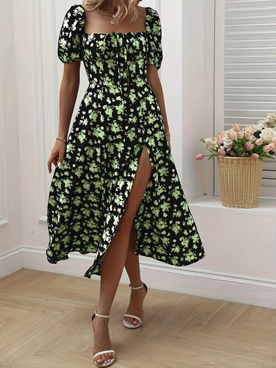 Elegantes Blumen-Maxikleid – Hoher Schlitz, Kurzarm, Sommerkleid