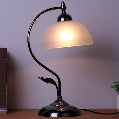 Veloura | Elegante Opalglas Tischlampe mit Vintage-Charme