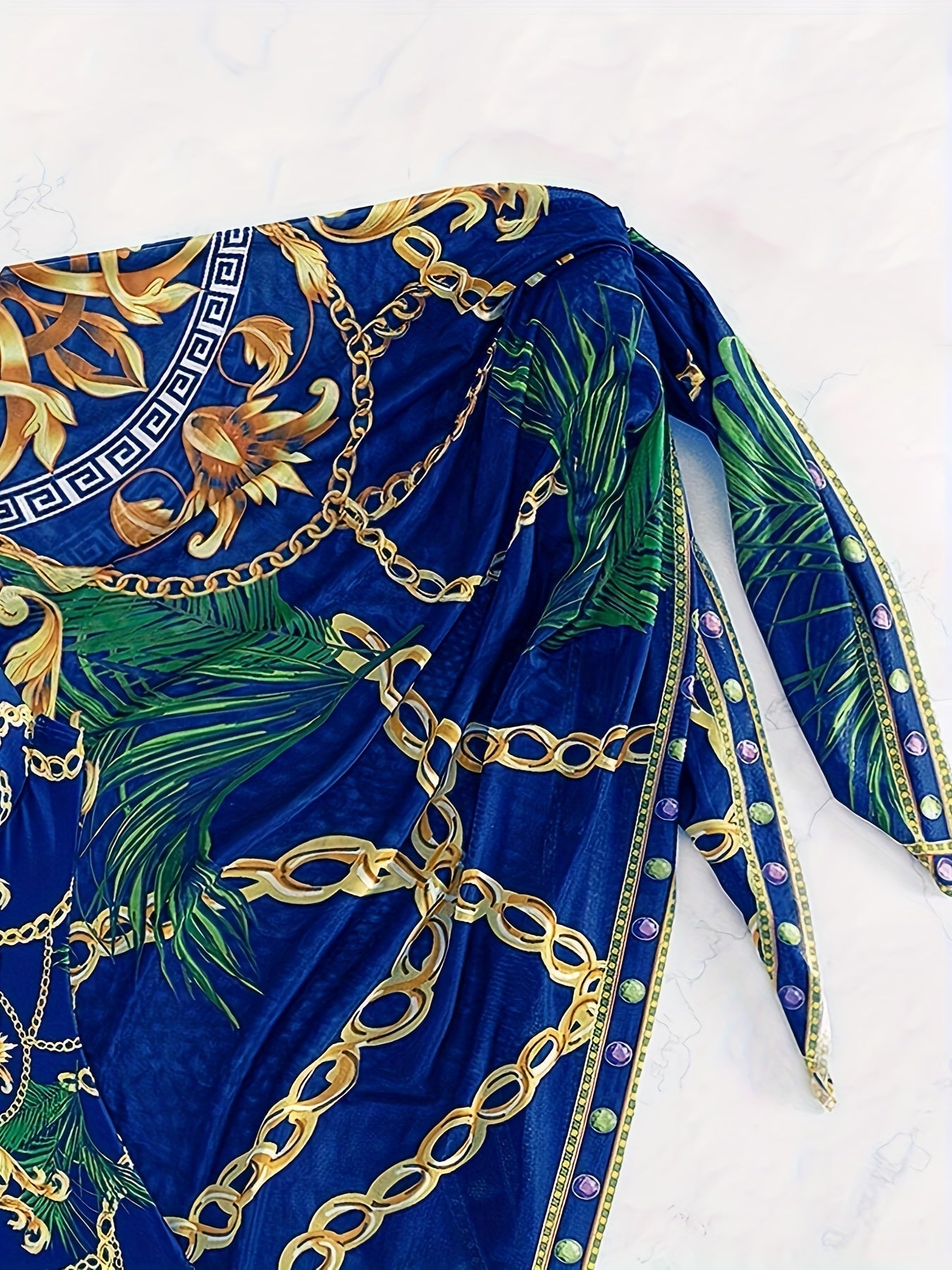 Eleganter 2-teiliger Badeanzug mit Kettenmuster – V-Ausschnitt, Push-Up, Spaghettiträger