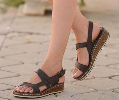 Rebecca – College-Stil Sandalen mit niedrigem Absatz