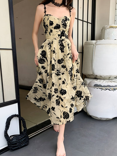 Elegantes Blumenkleid mit Spaghettiträgern – Ärmelloses, fließendes A-Linien