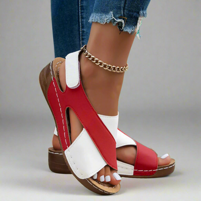 Alwine | Handgefertigte Wedgesandalen aus Premium-Material