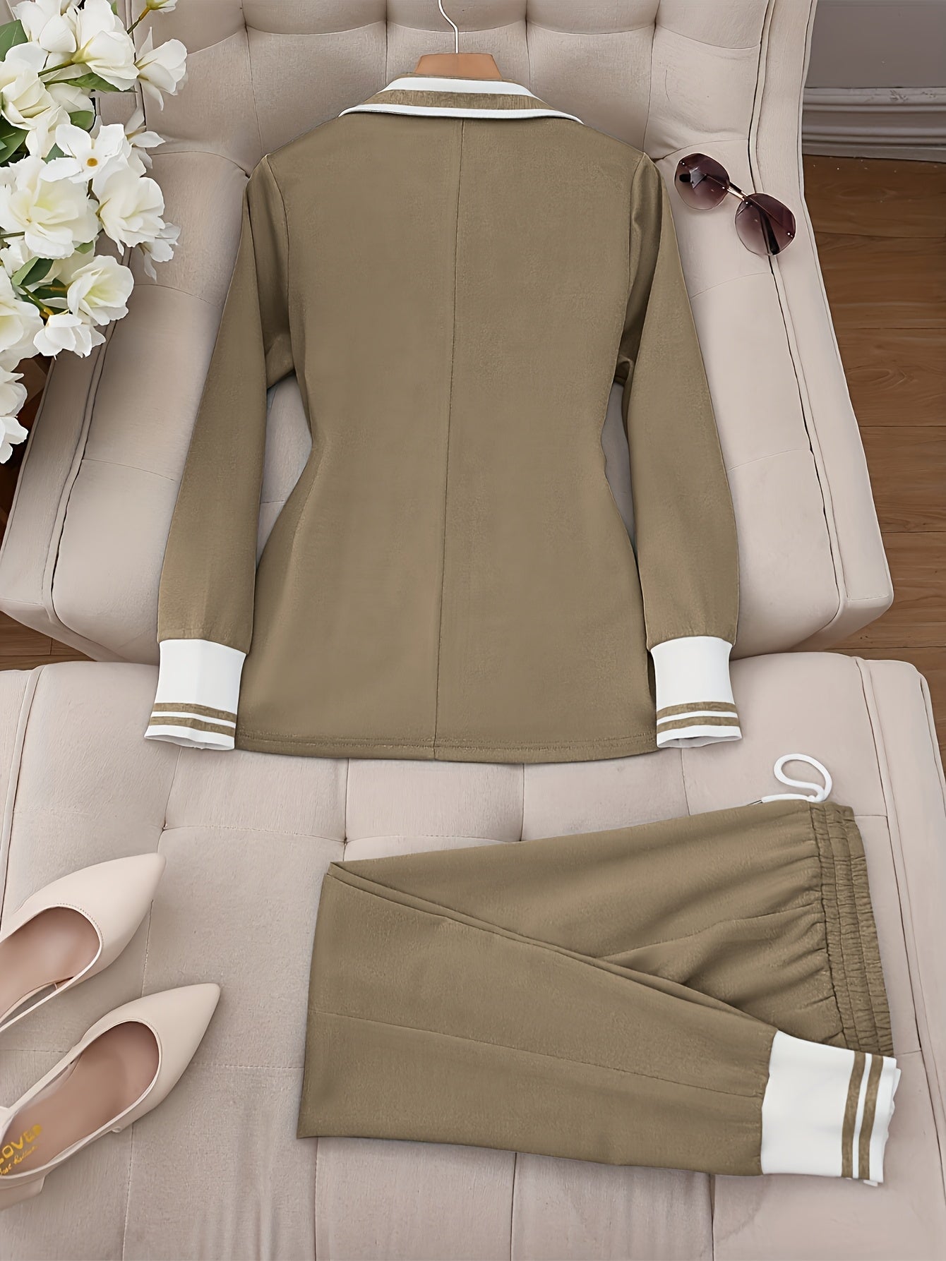 Ingelore - Modischer Gestreifter Zweiteiler Im Satz