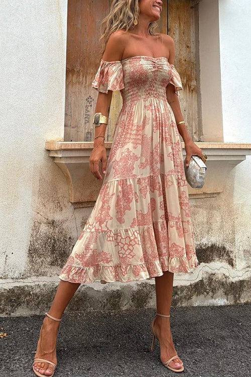 Vee - Schulterfreies, gesmoktes Midikleid