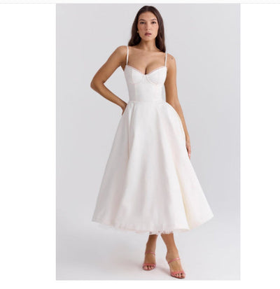 Georgina – Figurbetontes Korsettkleid mit Stahlring und Schwingrock