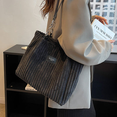 Laura – Große Kapazität Schultertasche aus Cord für Damen