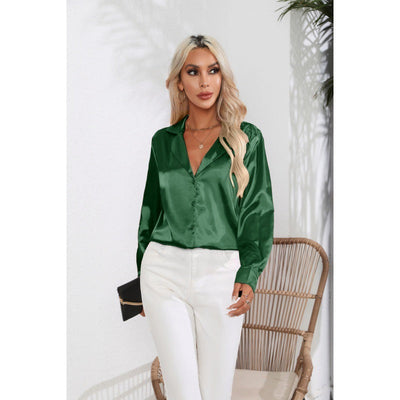 Carly – Satinbluse mit Anzugskragen