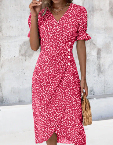 Shirley – V-Ausschnitt Kleid mit Blumensaum und Unregelmäßigem Muster