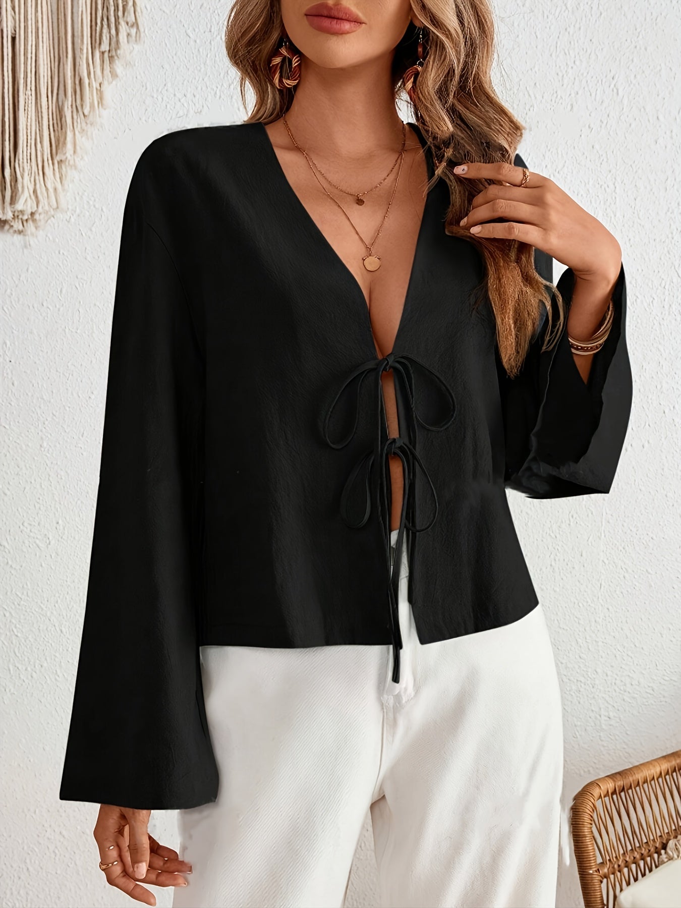 Elegante Leinen Bluse mit Schnürung, Kragenlos, Lange Schmetterlingsärmel