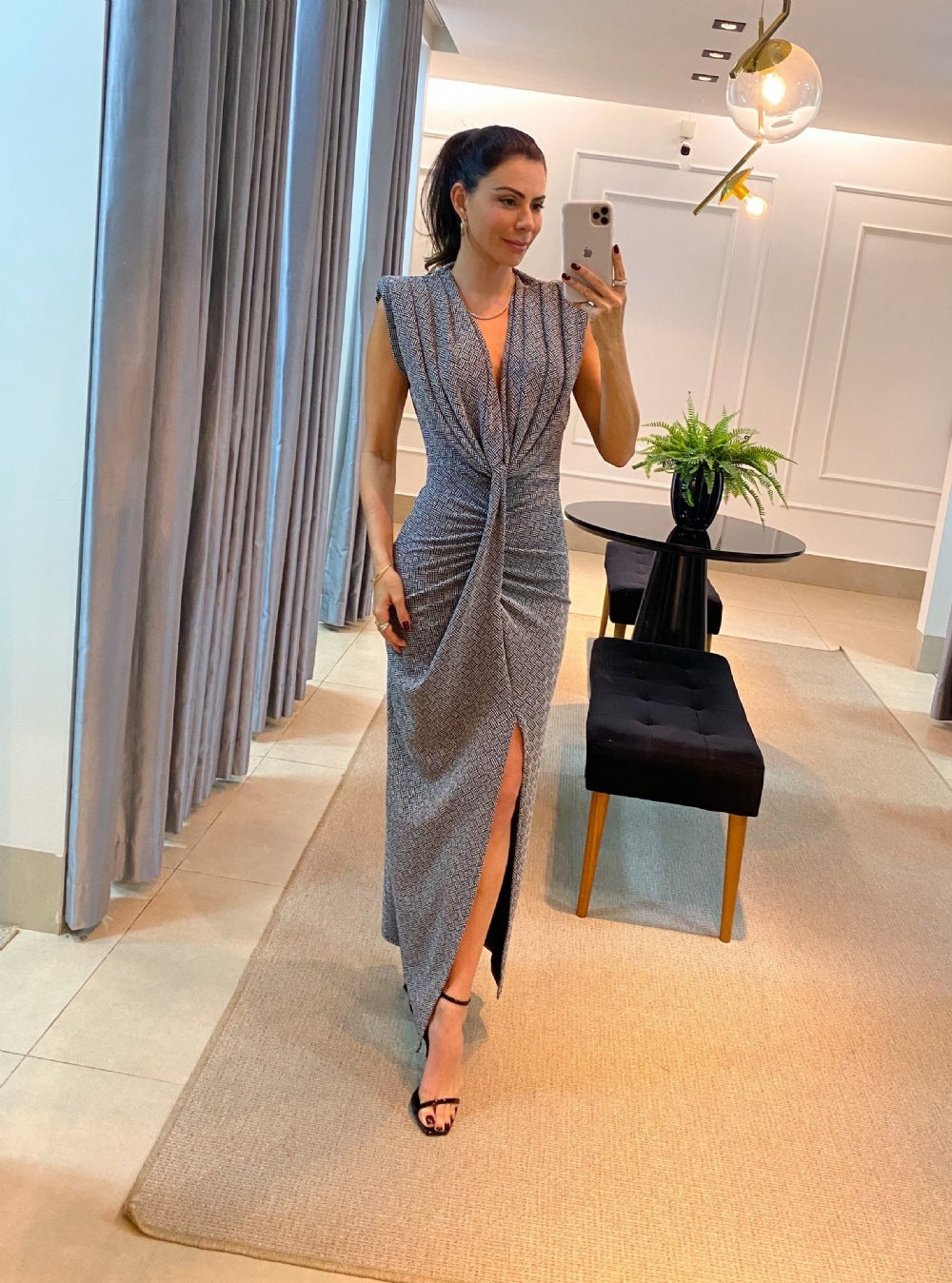 Barbara – Faltenrockkleid mit hohem Bund