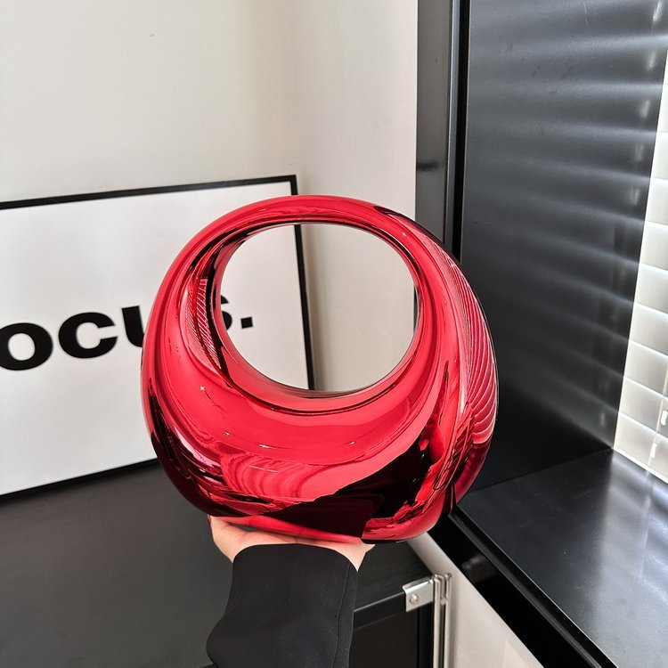 Janet – Zylinderförmige Abendtasche aus Acryl