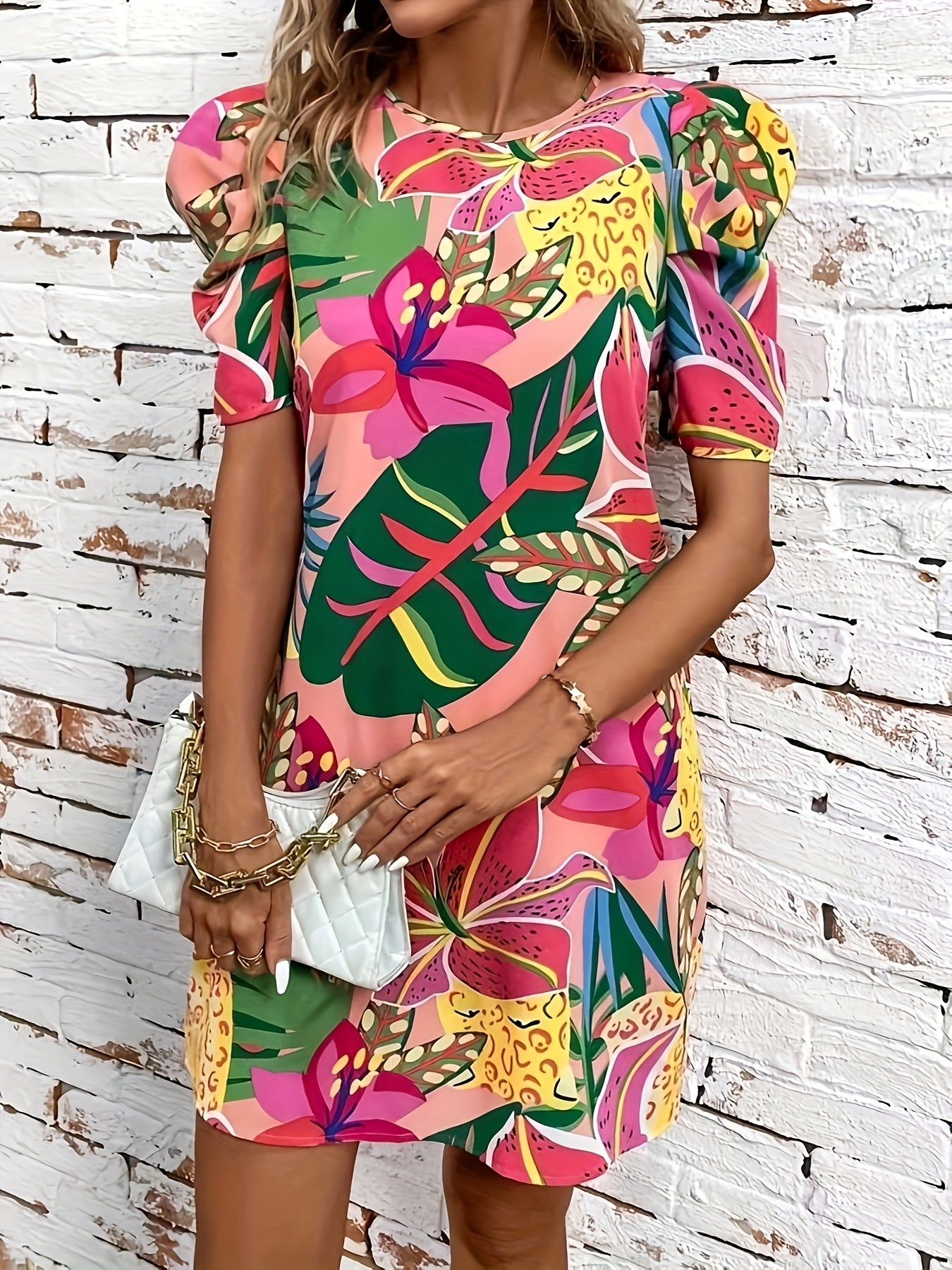 Luftiges Sommerkleid mit Print – Knielang, Puffärmel, Elegant & Bequem