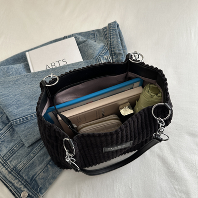 MEGAN / SAMT-STRICKTASCHE