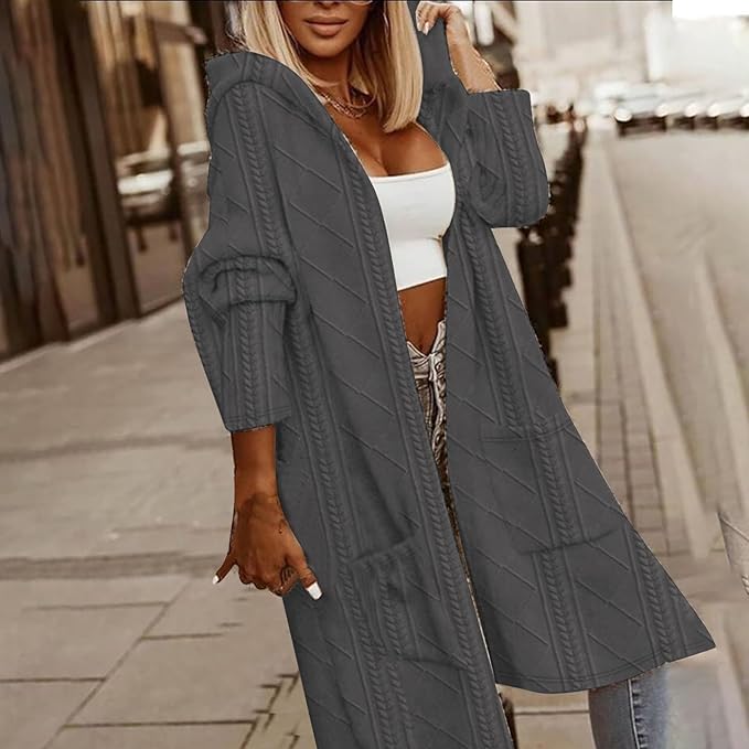 Cytheria – Langärmliger Cardigan mit Kabelstrick und Kapuze