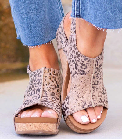 Nicola – Damen Keilsandaletten mit Nieten