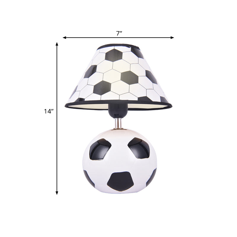 StrikerShade – Fußball keramische Schreibtischlampe