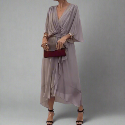 Dorselinde | Elegantes Maxikleid mit Femininem Ausschnitt