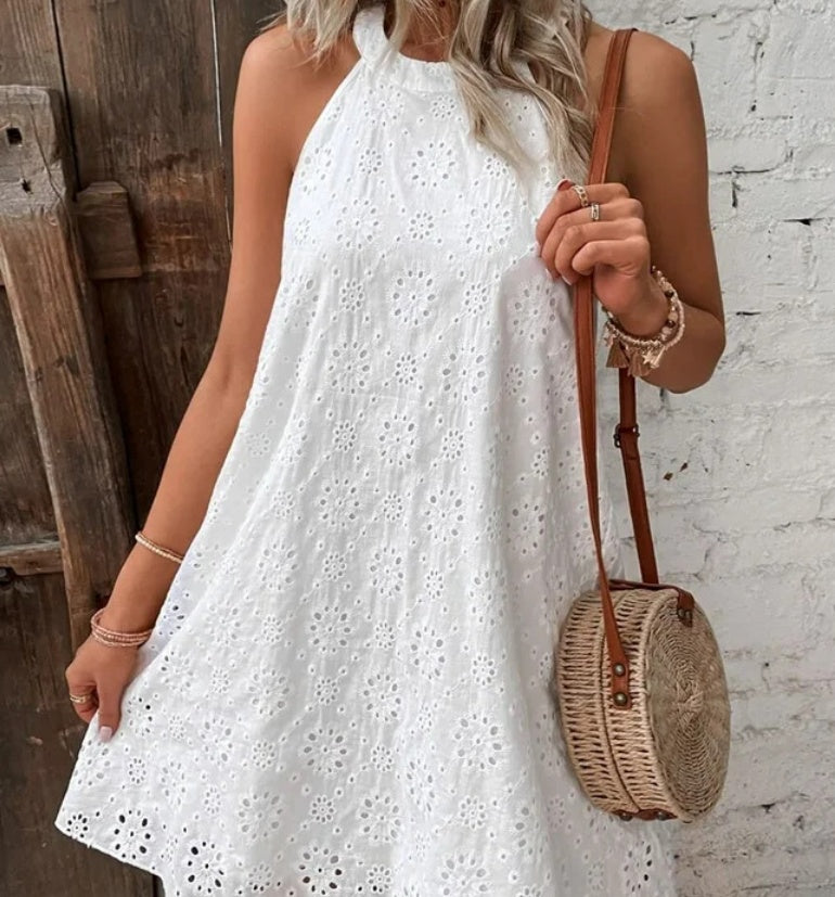 Zoe – Ärmelloses Knopfkleid aus Spitzenstoff