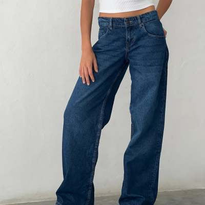Harriet – Weite Damenjeans aus Denim