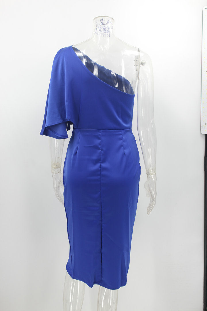 Christine – Elegantes Asymmetrisches Abendkleid