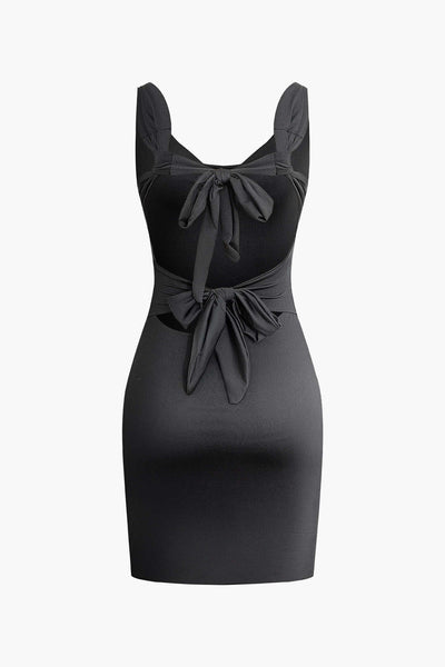 Amara | Tie-Back Bodycon Minikleid – Sinnliche Silhouette für besondere Anlässe