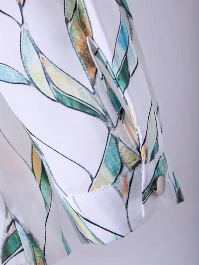 Trendige Damenbluse mit abstraktem Muster und Knopfleiste – Marlene