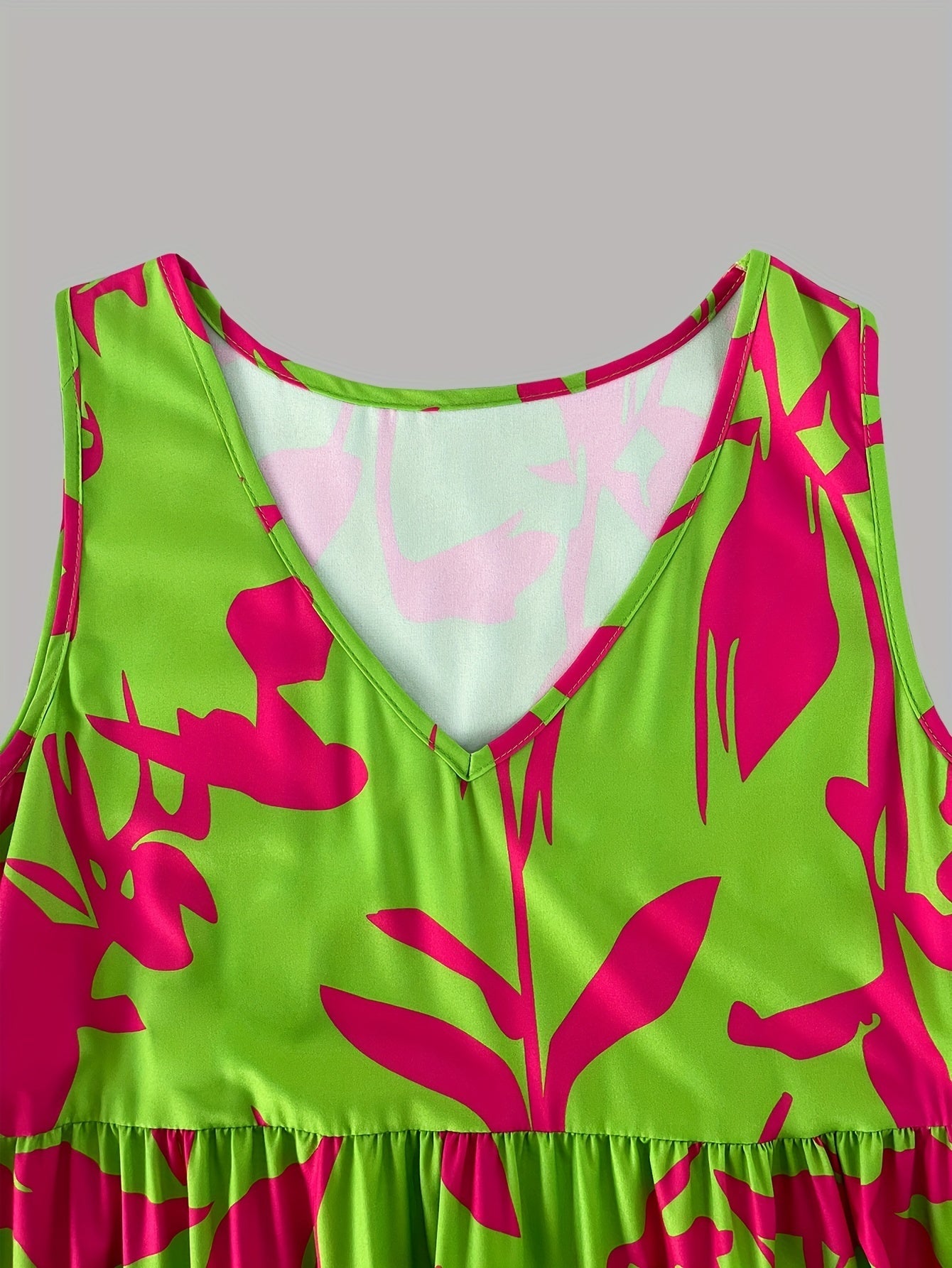 Elegantes Blumenkleid V-Ausschnitt – Ärmellos Locker & Luftig