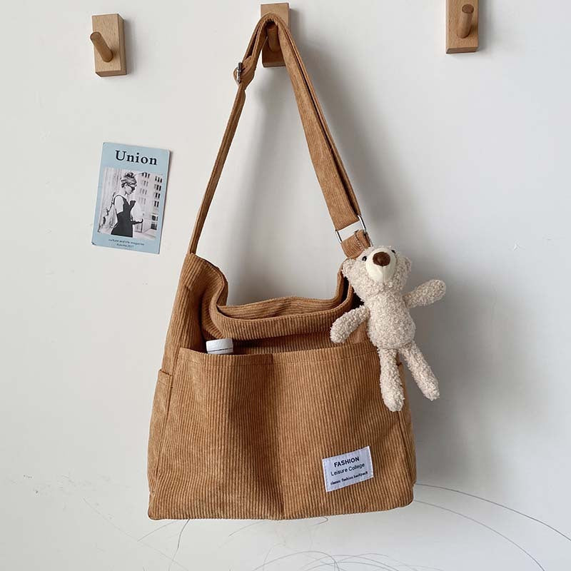 Caroline – Große Kapazität Texturierte Vegane Leder Beuteltasche