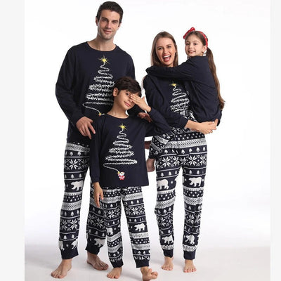 Passendes Weihnachts Pyjama Set für die ganze Familie