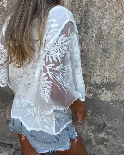 Anna - Bestickt mit Schmetterlingsärmeln & Rundhals