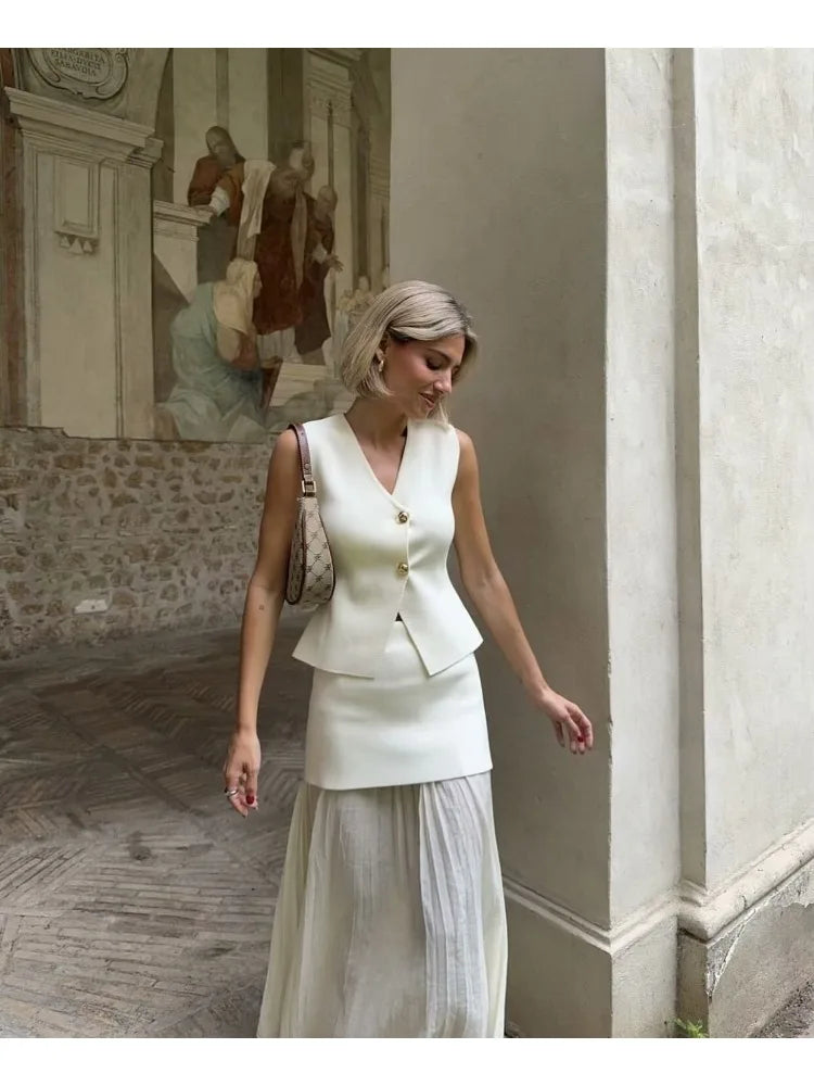 Ärmellose Damen-Strickweste mit Knopf-Front