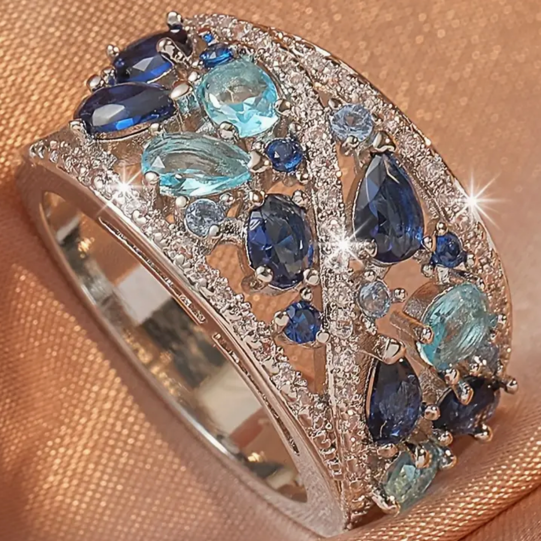 Vintage Blauer Zirkonia Ring