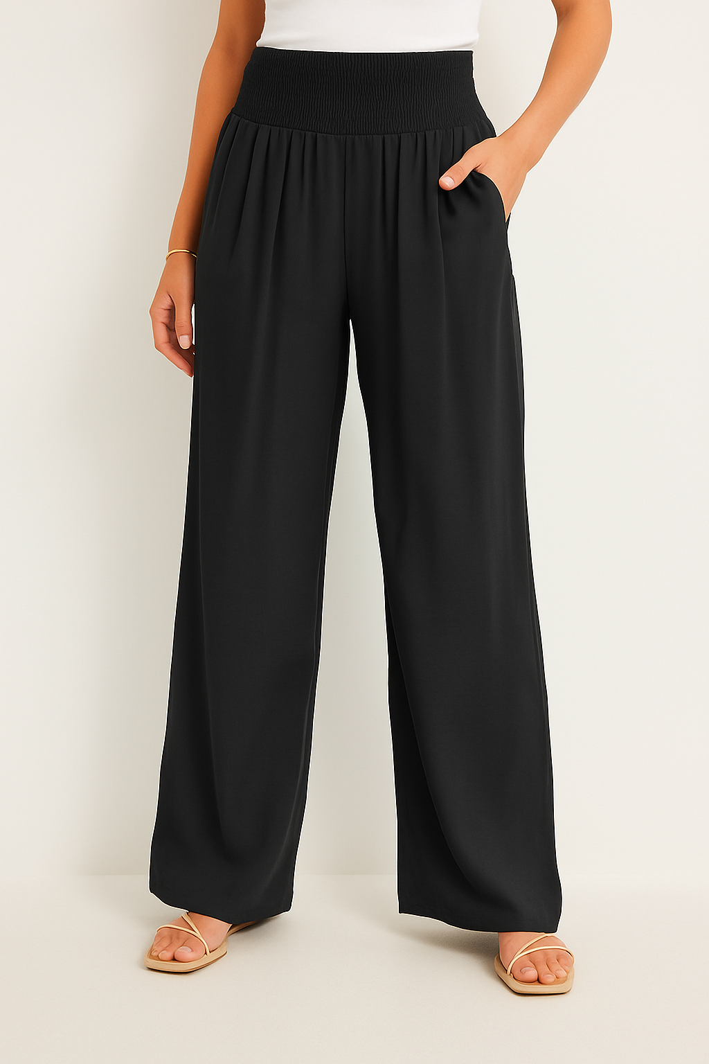 Weite Hose mit elastischem Bund