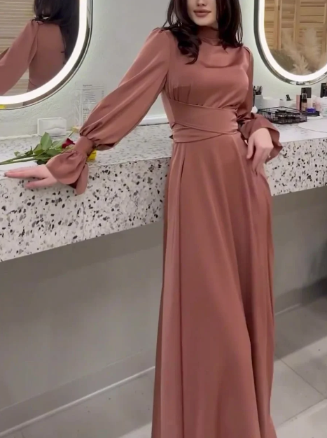 ItalianFrost - Satin Maxi Kleid