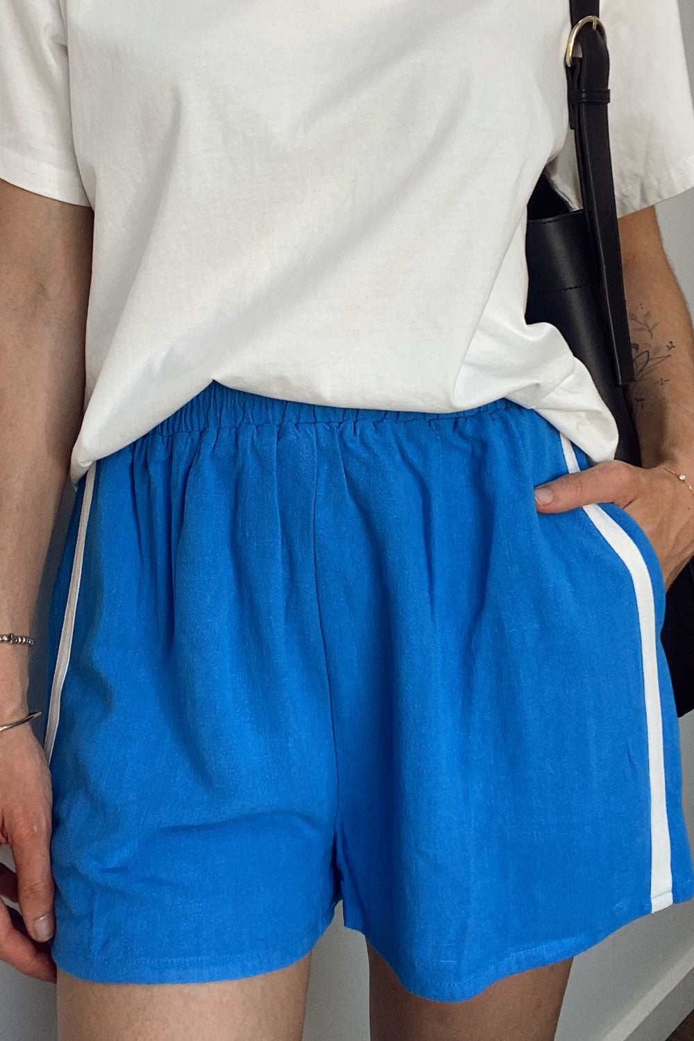 Courtney Lockere Leinen Shorts für Damen