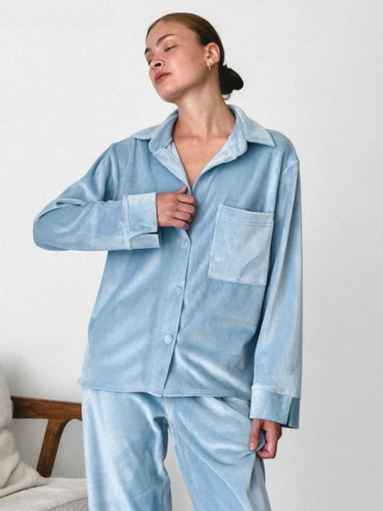 Elegantes Pyjama Set für entspannte Nächte