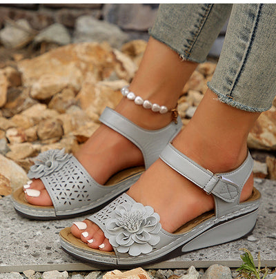 Enni - Ergonomische Freizeitsandalen für Damen