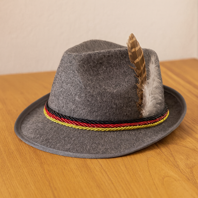 FestHat – Verzierter Oktoberfesthut mit klassischem Entwerfen